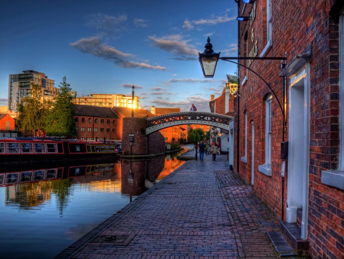 City Centre - Two Bedroom Apartment - Juliet Balcony - Secure Parking - Wifi - Smart Tv Birmingham Exteriör bild